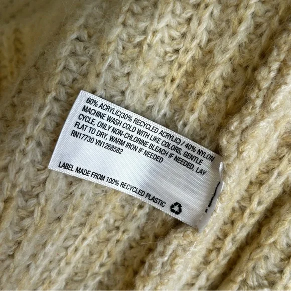 Universal Thread Cream Knit Cardigan size large winter trending oversized - Picture 8 of 10